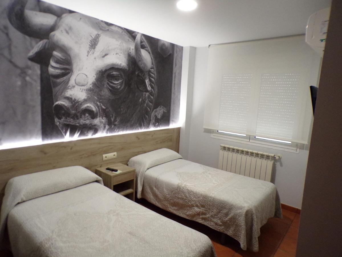 Hostal Serruchi Teruel Extérieur photo