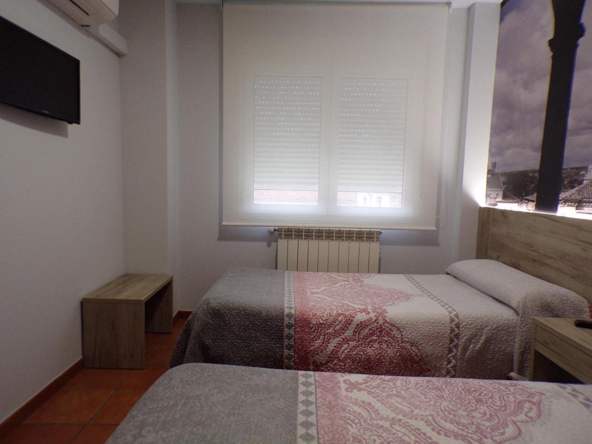 Hostal Serruchi Teruel Extérieur photo