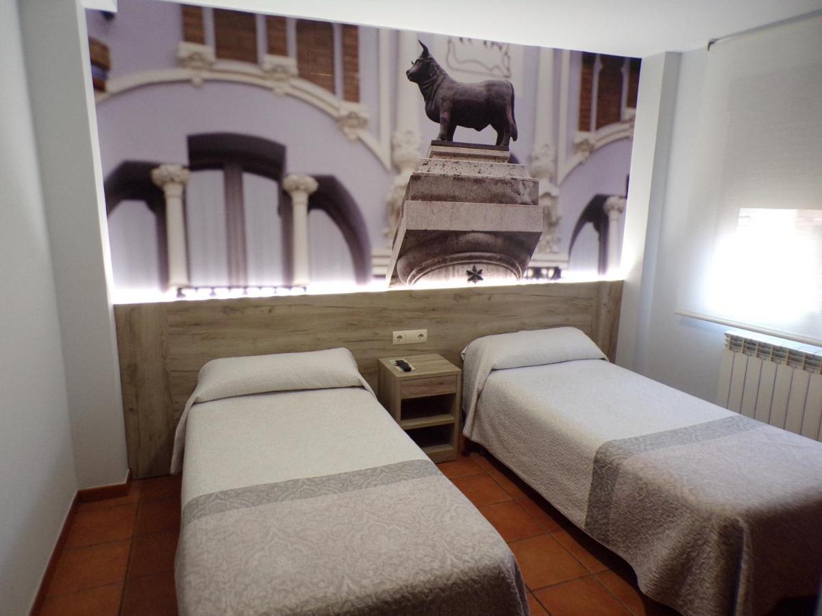 Hostal Serruchi Teruel Extérieur photo