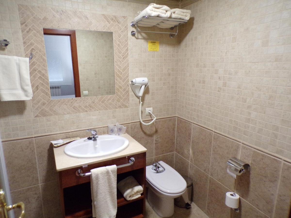 Hostal Serruchi Teruel Extérieur photo